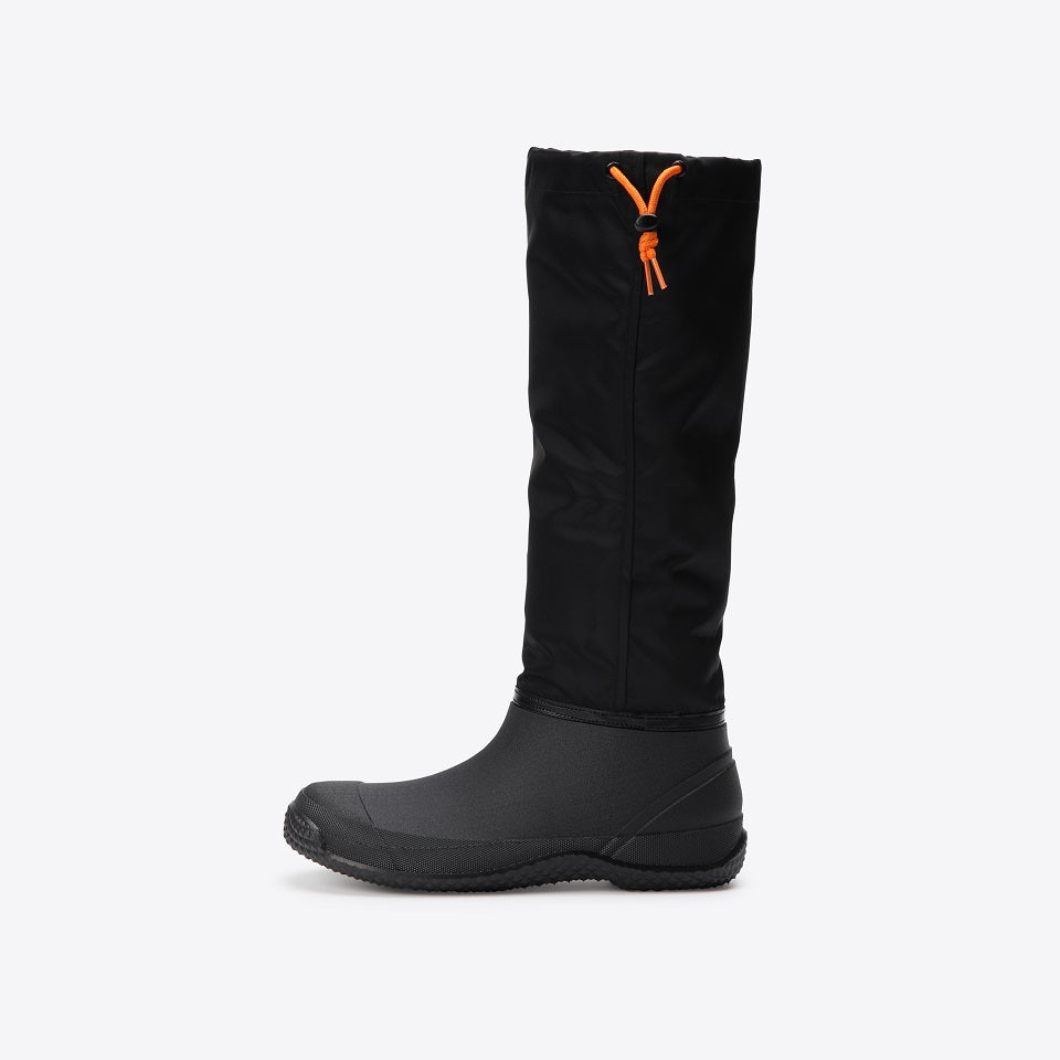 マンダム#60 Actiboots　ブラックの左向き画像