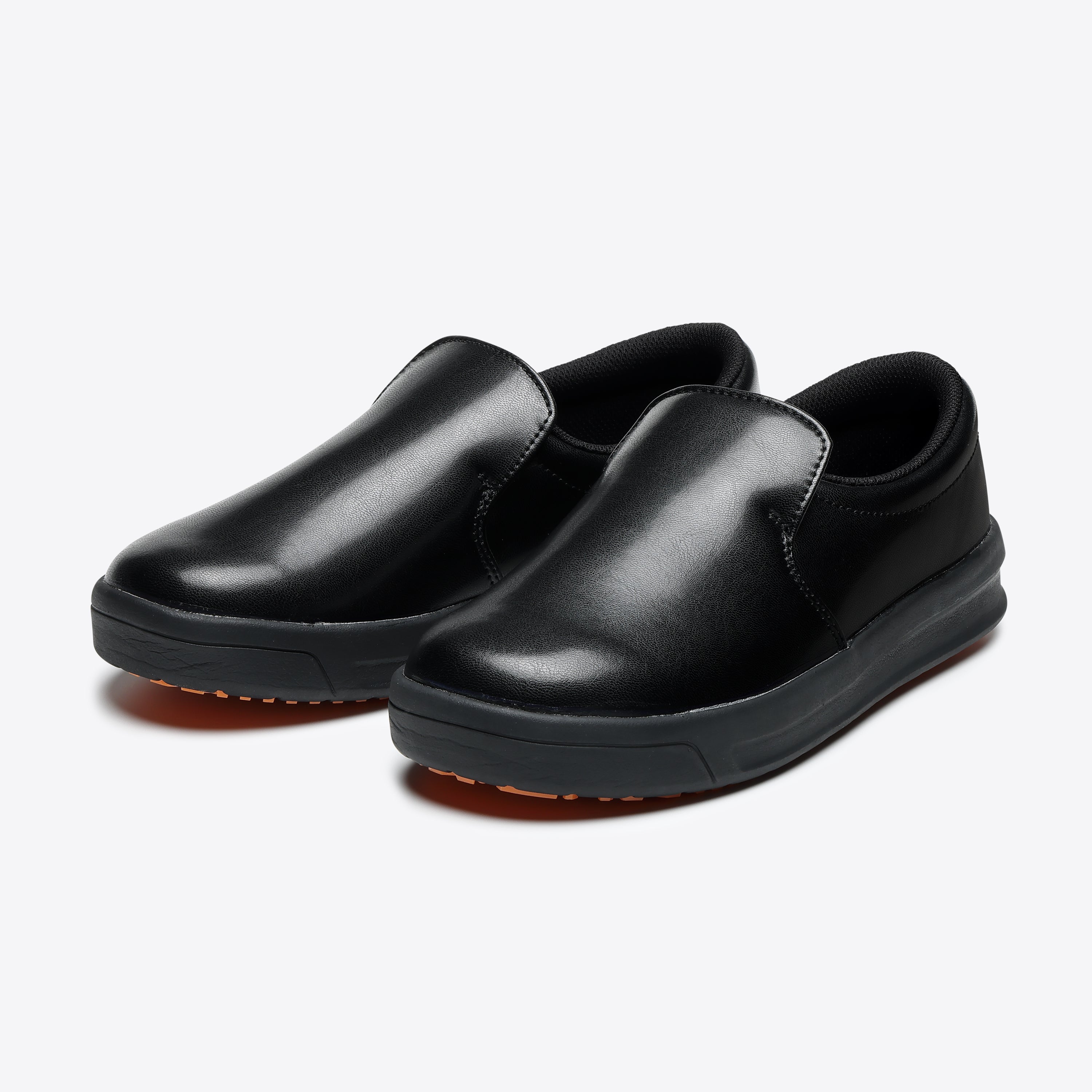 キッチンシューズ ウルトラソール＃73ブラックの両足